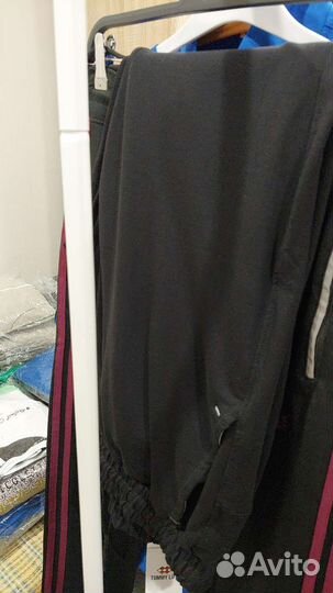 Спортивные костюм