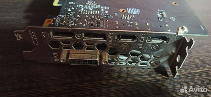 MSI GeForce GTX 1060 armor 6Gb