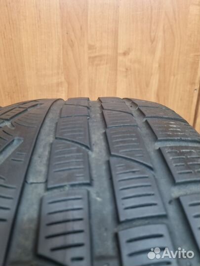 Pirelli Winter Sottozero 240 Serie II 235/45 R18