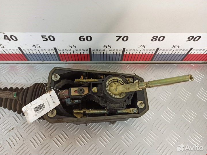 Кулиса кпп для Volkswagen Passat 5 GP 8D0711055AE