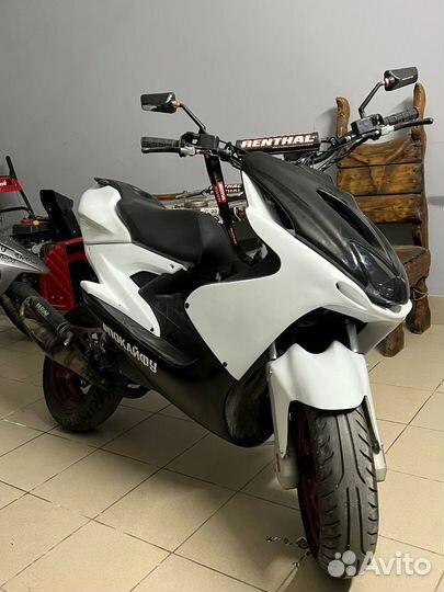 Yamaha Aerox 50