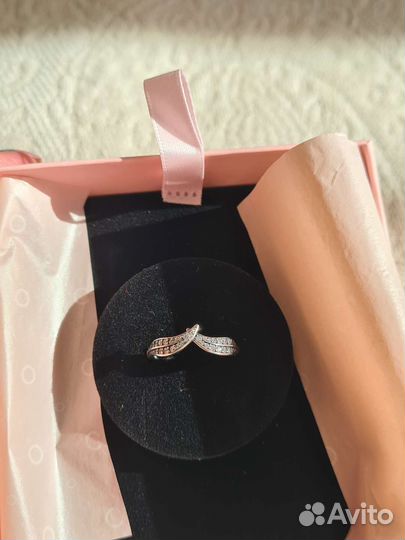 Серебряное кольцо Pandora