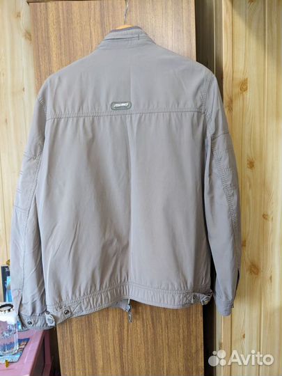 Куртка демисезонная мужская бу 48-50 размер