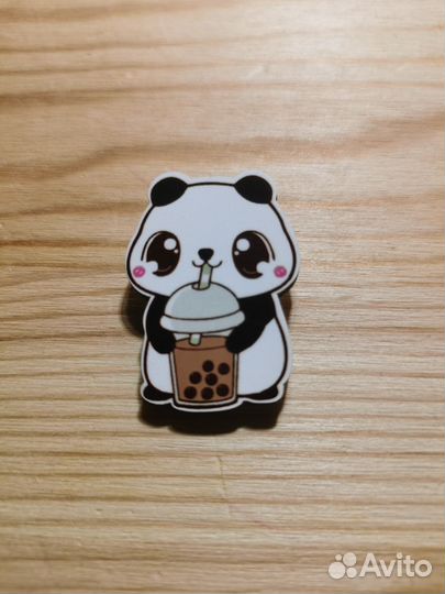 Деревянный значок