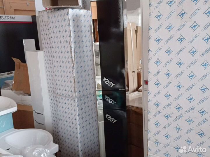 Шкаф-пенал для ванной