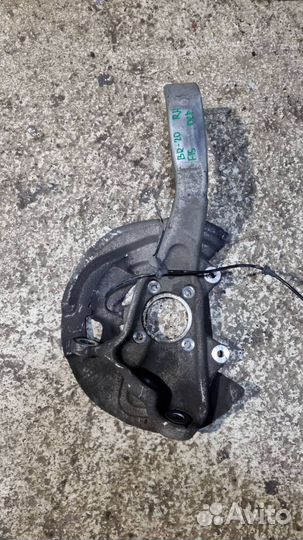 Кулак передний правый BMW X5 F15 2018 6869870