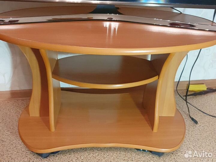 Столик под телевизор бу