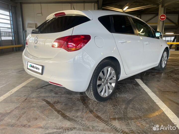 Opel Astra 1.6 МТ, 2011, 210 127 км