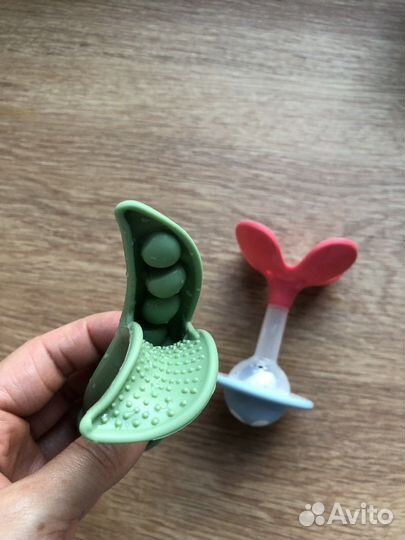 Прорезыватель для зубов pigеоn и hb