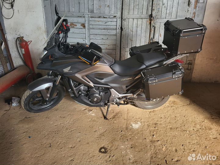 Honda NC750X DCT автомат