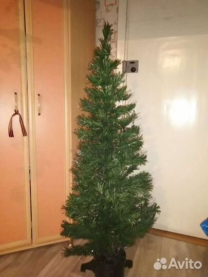Ёлка новогодняя искусственная