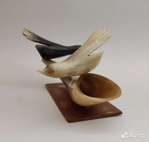 Сувенир из рога. Птицы. СССР