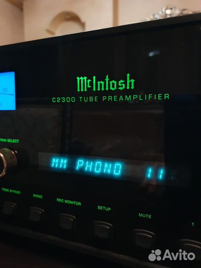 Mcintosh C2300 Ламповый предварительный усилитель