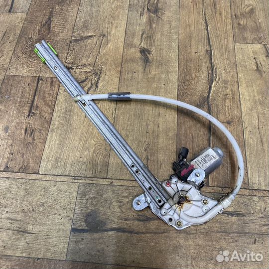 Стеклоподъемник Renault Scenic 1