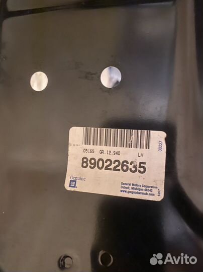 Боковина кузова левая cadillac sts 2005-2011