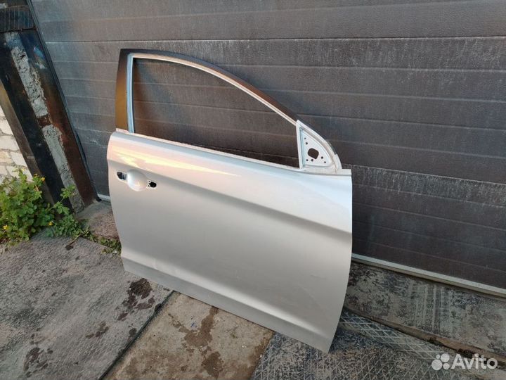 Дверь передняя правая Hyundai Elantra VI (2015—201