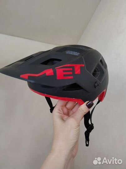 Велошлем Met Terranova