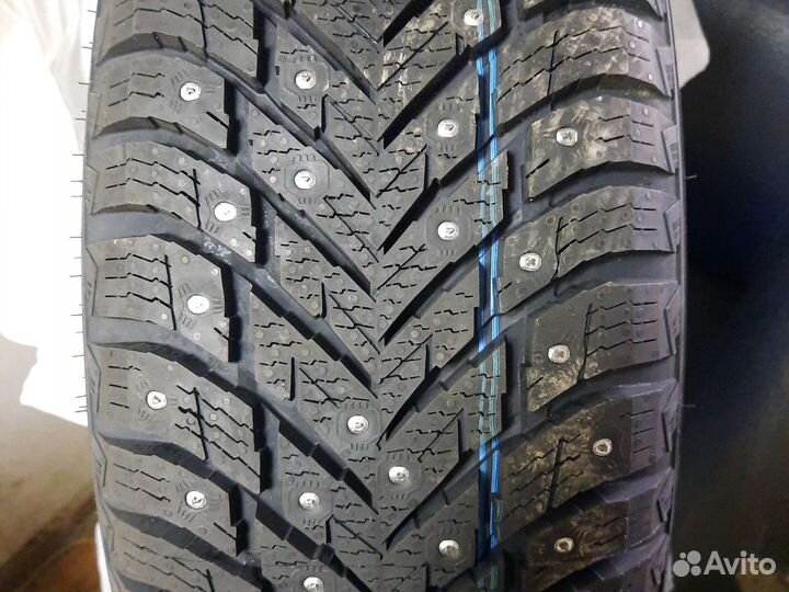 Nokian Tyres Hakkapeliitta 10 225/60 R18