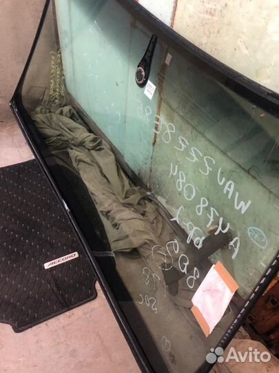 Лобовое стекло Audi A4 B6