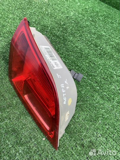 Фонарь задний внутренний левый Opel Astra (J) IV р