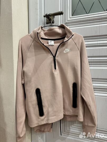 Спортивный костюм женский