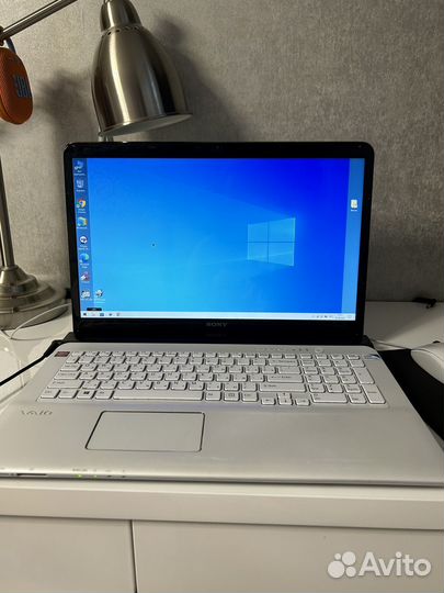 Ноутбук sony vaio 17,5