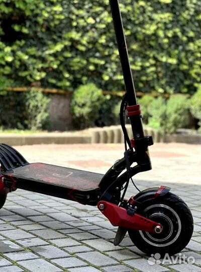 Электросамокат Kugoo G1