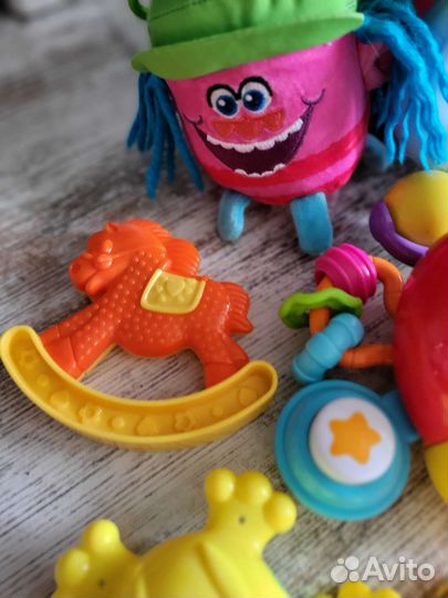 Развивающие игрушки пакетом