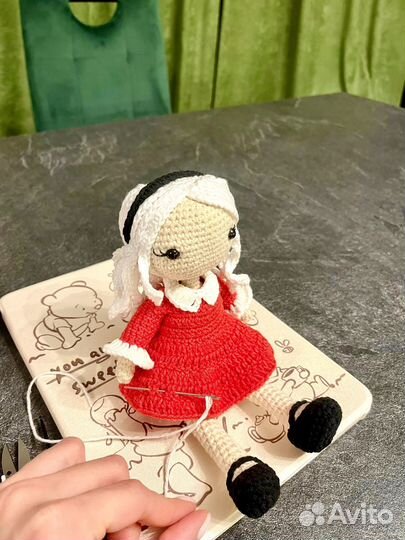 Сабрина ведьма амигуруми кукла