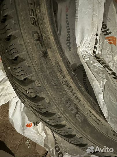 Nokian Tyres Hakkapeliitta 8 245/40 R20 99T