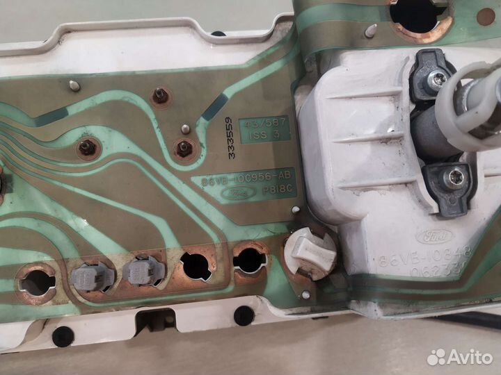 Щиток приборов Ford