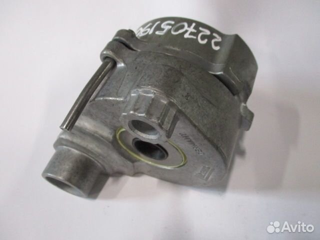 Кронштейн ролика-натяжителя Mercedes-Benz A5412000