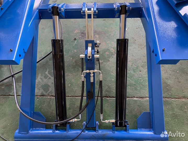 Подъемник ножничный шиномонтажный 2,7 т ES-27