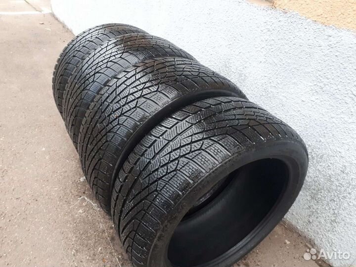 Pirelli P Zero II 255/40 R19