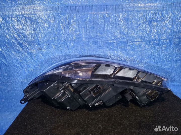 Фара правая Sorento Prime