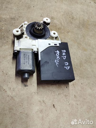 Моторчик стеклоподъёмника передний правый ford