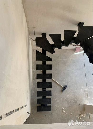 Металлокаркас для лестницы 
