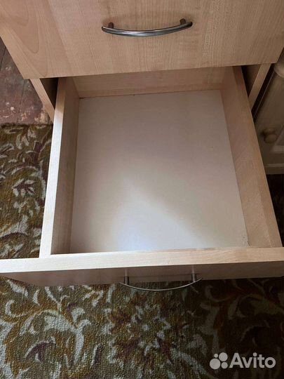 Стол компьютерный