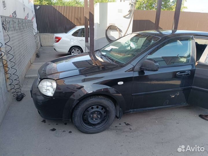 Chevrolet Lacetti 1.6 AT, 2012, битый, 331 000 км