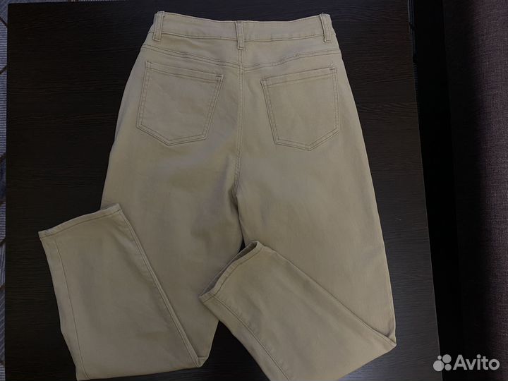 Джинсы женские