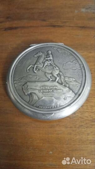 Пудреница Медный всадник. Серебро 875