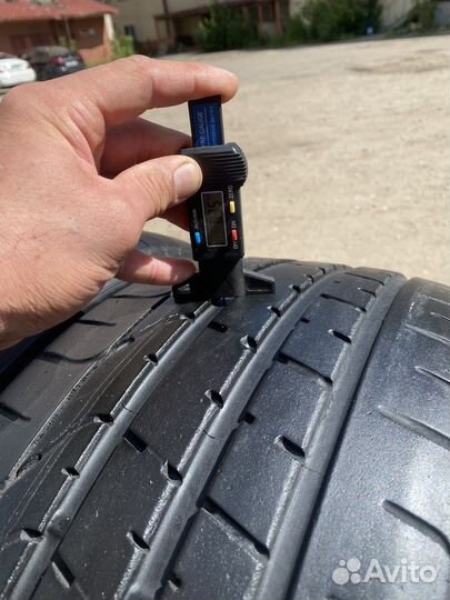 Pirelli P Zero 225/40 R19 и 255/35 R19