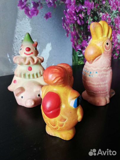 Игрушки резиновые СССР много