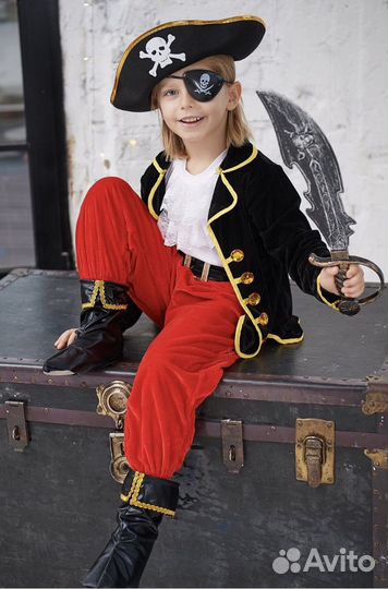 Костюм пирата новый