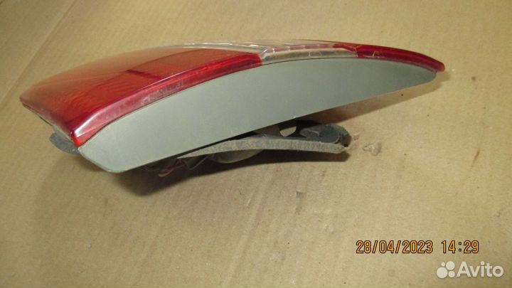 Вставка в багажник правая Corolla E11 рестаил