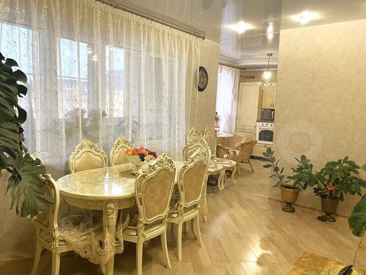 5-к. квартира, 130 м², 3/4 эт.