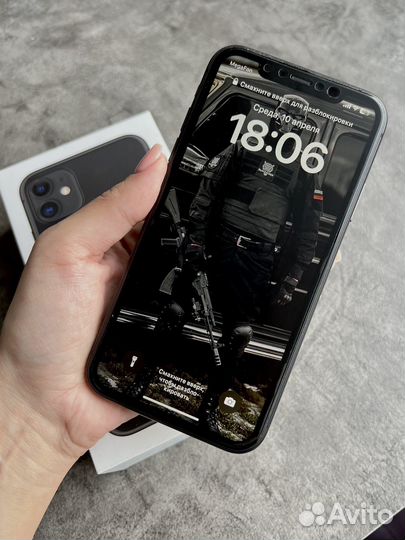 iPhone 11, 64 ГБ