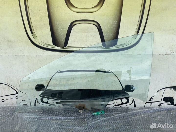 Стекло водительской двери Honda Civic 8