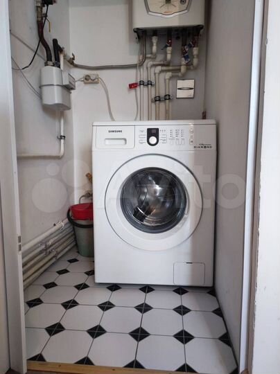 2-к. квартира, 52 м², 2/3 эт.