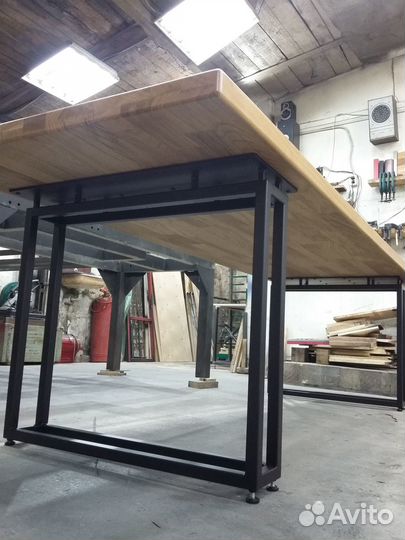 Стол дубовый